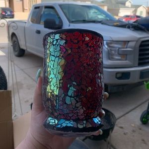 Shattered glass vase
